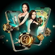 Filipino player installing phgolden app on an Android smartphone